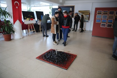 Lisansüstü öğrencilerimiz resim sergisi ve konser düzenledi