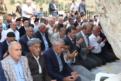 Rektörümüz Prof. Dr. Abdurrahim Alkış, 3 Asırdır devam eden  “Mezarlık Ziyareti”ne katıldı