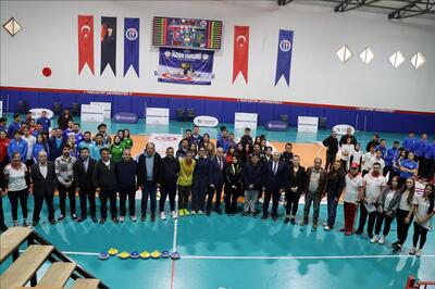 universitemiz-floor-curling-takimindan-turkiye-sampiyonasi-nda-dikkat-ceken-performans