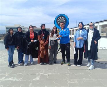 Üniversitemizde 8 Mart Dünya Kadınlar Gününe özel dart turnuvası düzenlendi